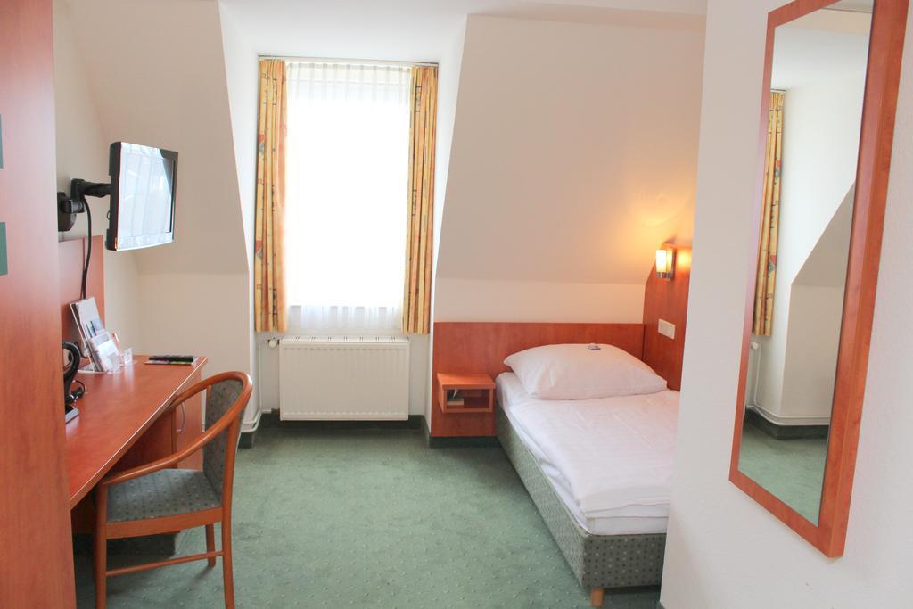 Stadthotel Duesseldorf Exterior foto
